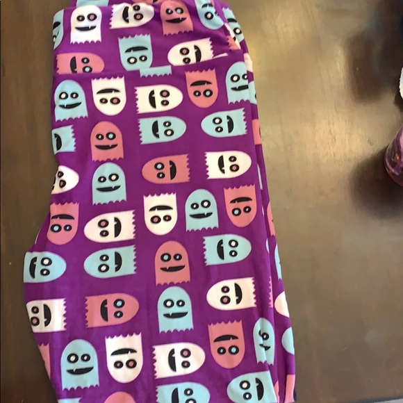 LuLaRoe Pants - LulaRoe Ghost TC Leggings